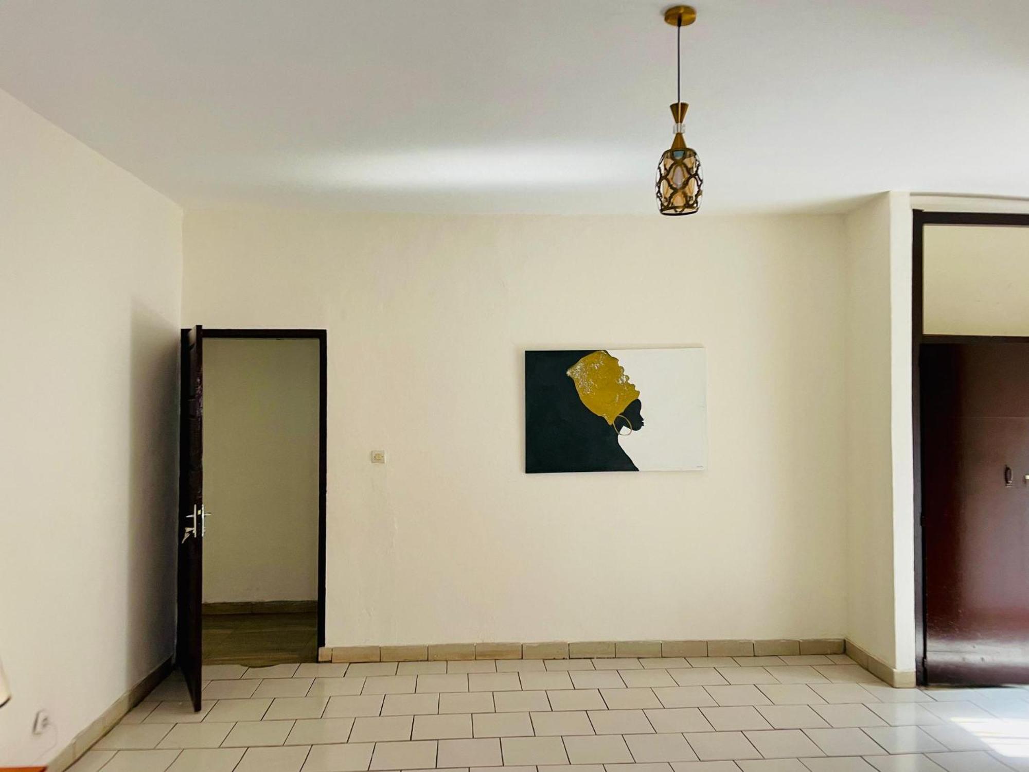 Appartement Avec Vue Panoramique Two Or Three Rooms Yaoundé Exteriör bild