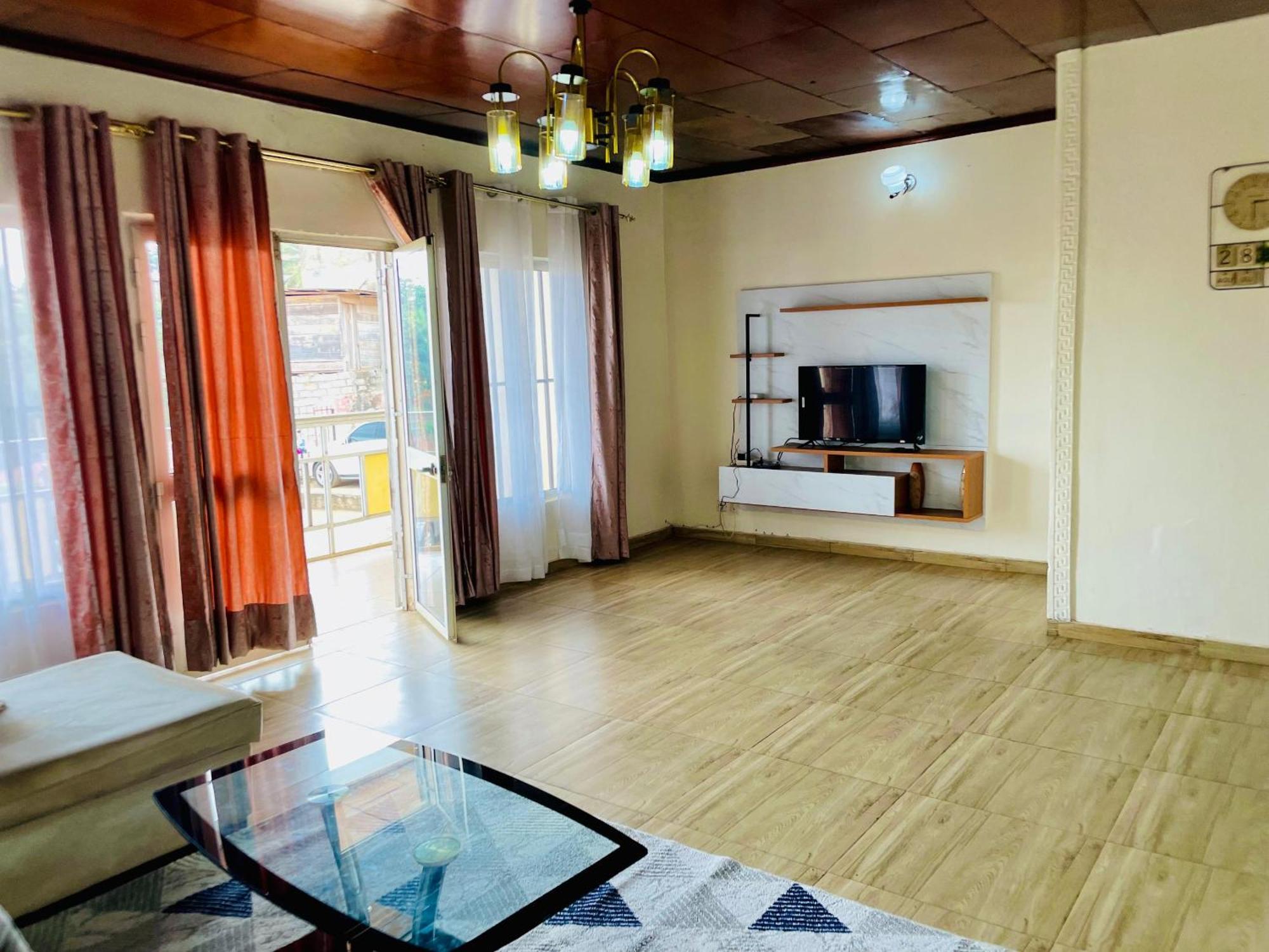 Appartement Avec Vue Panoramique Two Or Three Rooms Yaoundé Exteriör bild