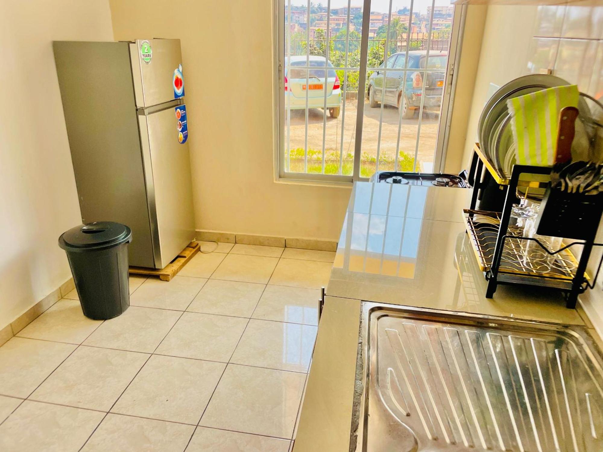 Appartement Avec Vue Panoramique Two Or Three Rooms Yaoundé Exteriör bild